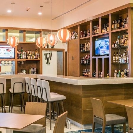 Hampton Inn & Suites By Hilton Salamanca Bajio Екстер'єр фото