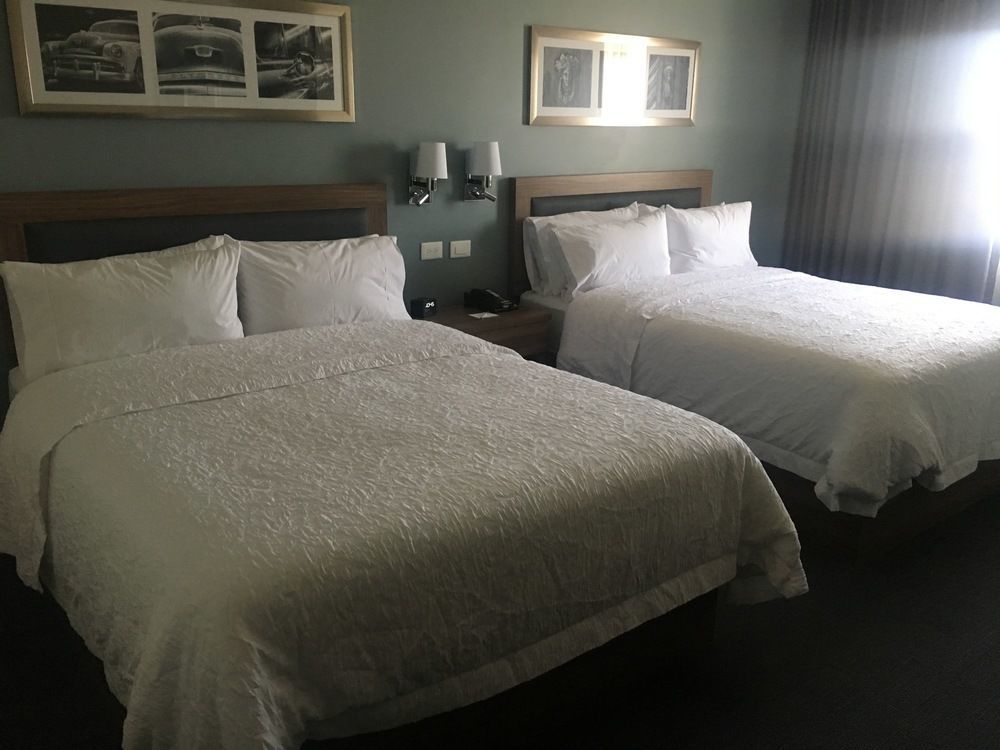 Hampton Inn & Suites By Hilton Salamanca Bajio Екстер'єр фото